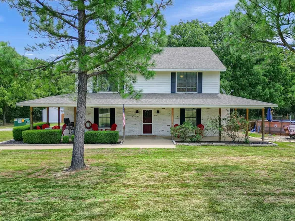 150 Squirrel Ln, Pottsboro, TX 75076