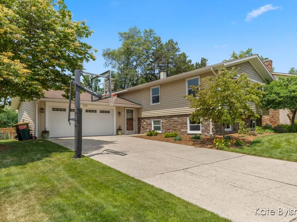1765 Whitfield Rd SE, East Grand Rapids, MI 49506