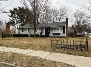 4 Vine St, Burlington, VT 05408