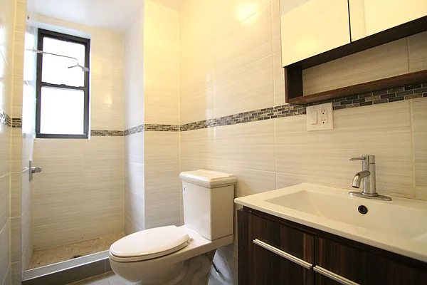Rented by Nooklyn NYC LLC | media 24
