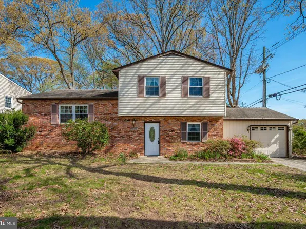 1300 Holliben Rd, Severna Park, MD 21146