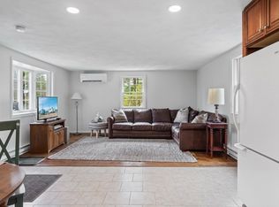 34R Mountain Rd #1, Burlington, MA 01803