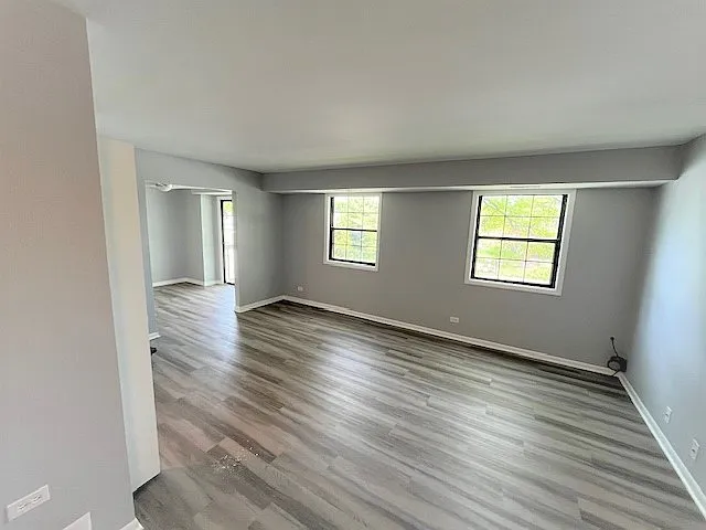 Building Photo - 1486 W Jefferson Ave #F