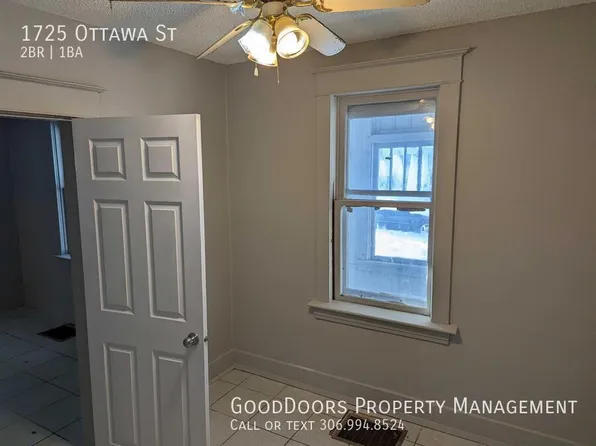 1725 Ottawa St, Regina, SK S4P 1P3