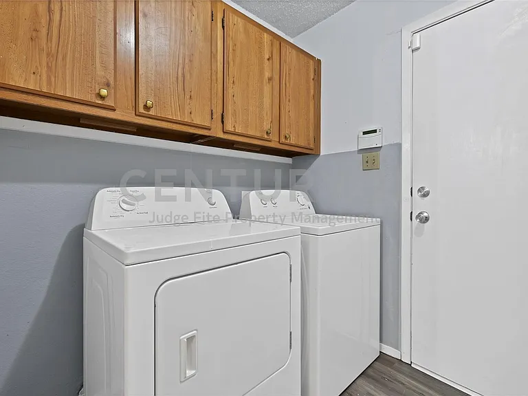 7357 Channel View Dr — Photo 32