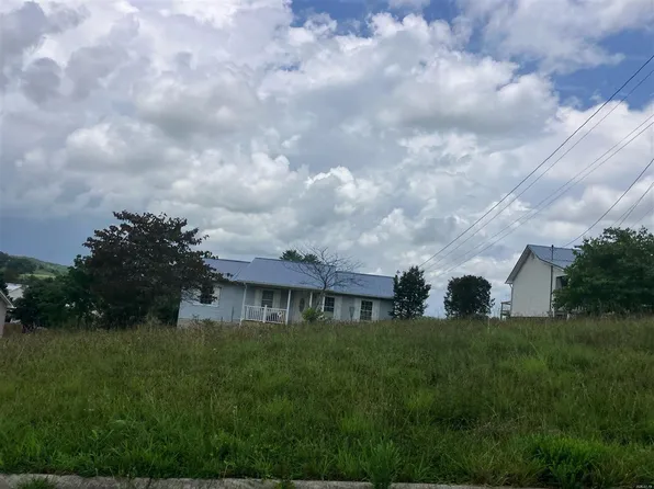 144 Austin Dr, Rogersville, TN 37857