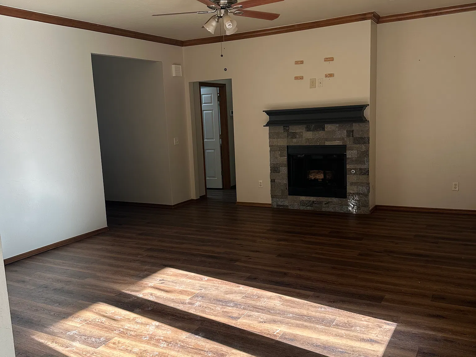 16325 Bandera — Photo 4