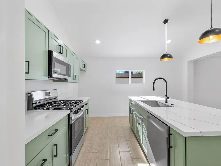 1327 W Speedway Blvd — Photo 11