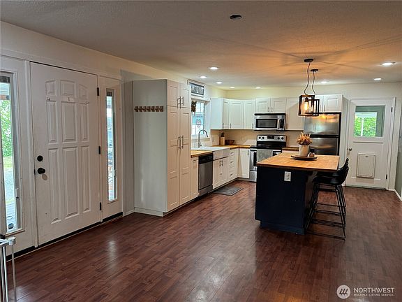 3rd image of 158 Gharet Road