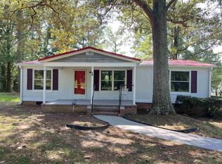 40 Pine Ridge Rd, Henderson, NC 27537