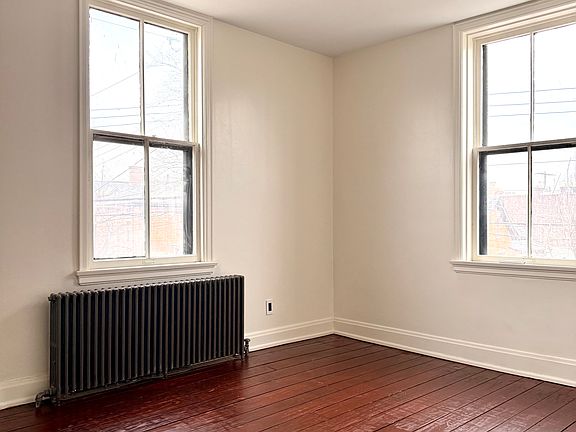 4th image of 601 City Park Ave APT 3