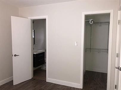 4th image of 4379 51st St