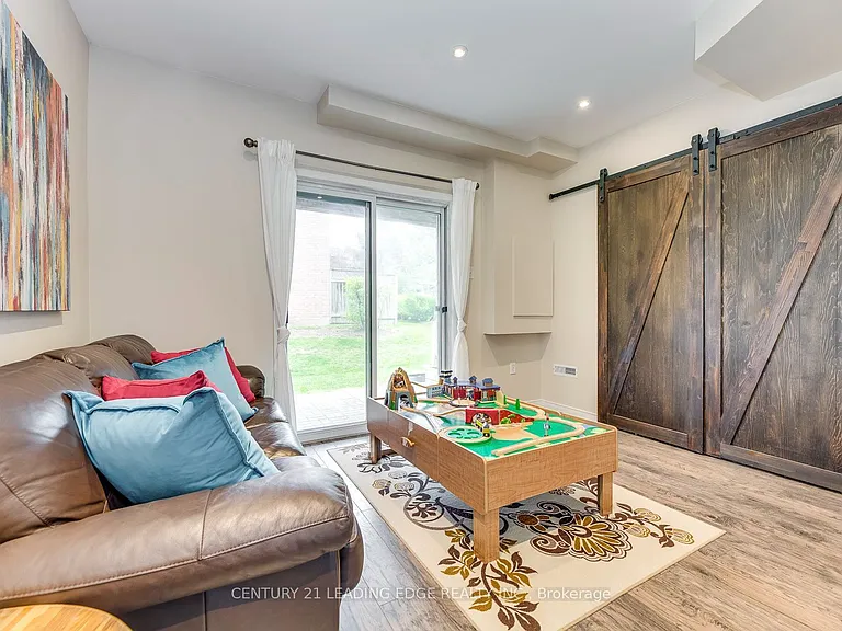 2945 Thomas St #124 — Photo 4