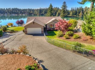 1014 184th Avenue Ct E, Lake Tapps, WA 98391