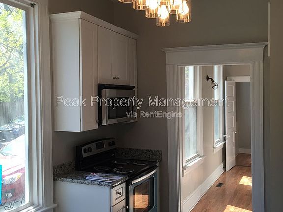 3rd image of 2901 Ellwood Ave APT 1