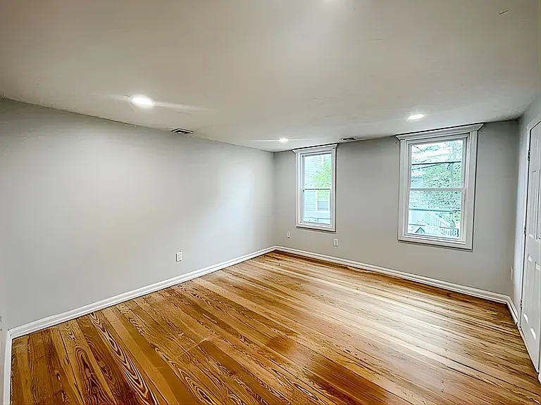 78 Dalby St #4 — Photo 7