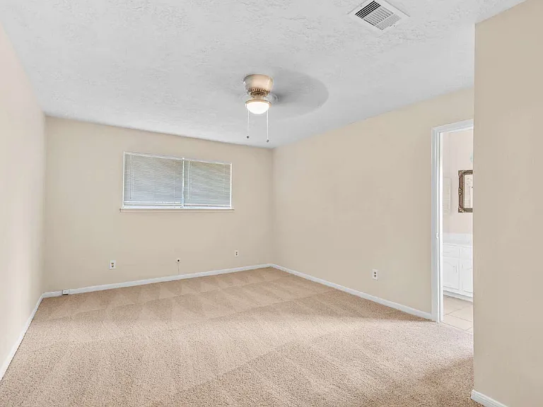 9603 Landry Blvd — Photo 16