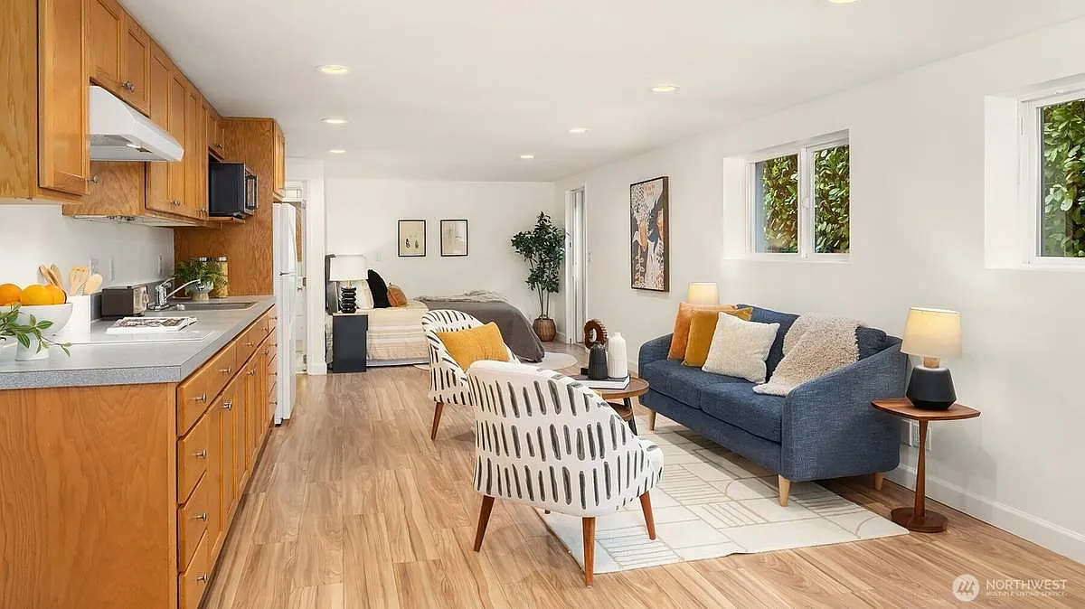 Studio, 450 sqft, $1,500 — Photo 1