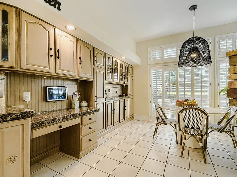 9661 Kings Mill Pl — Photo 16