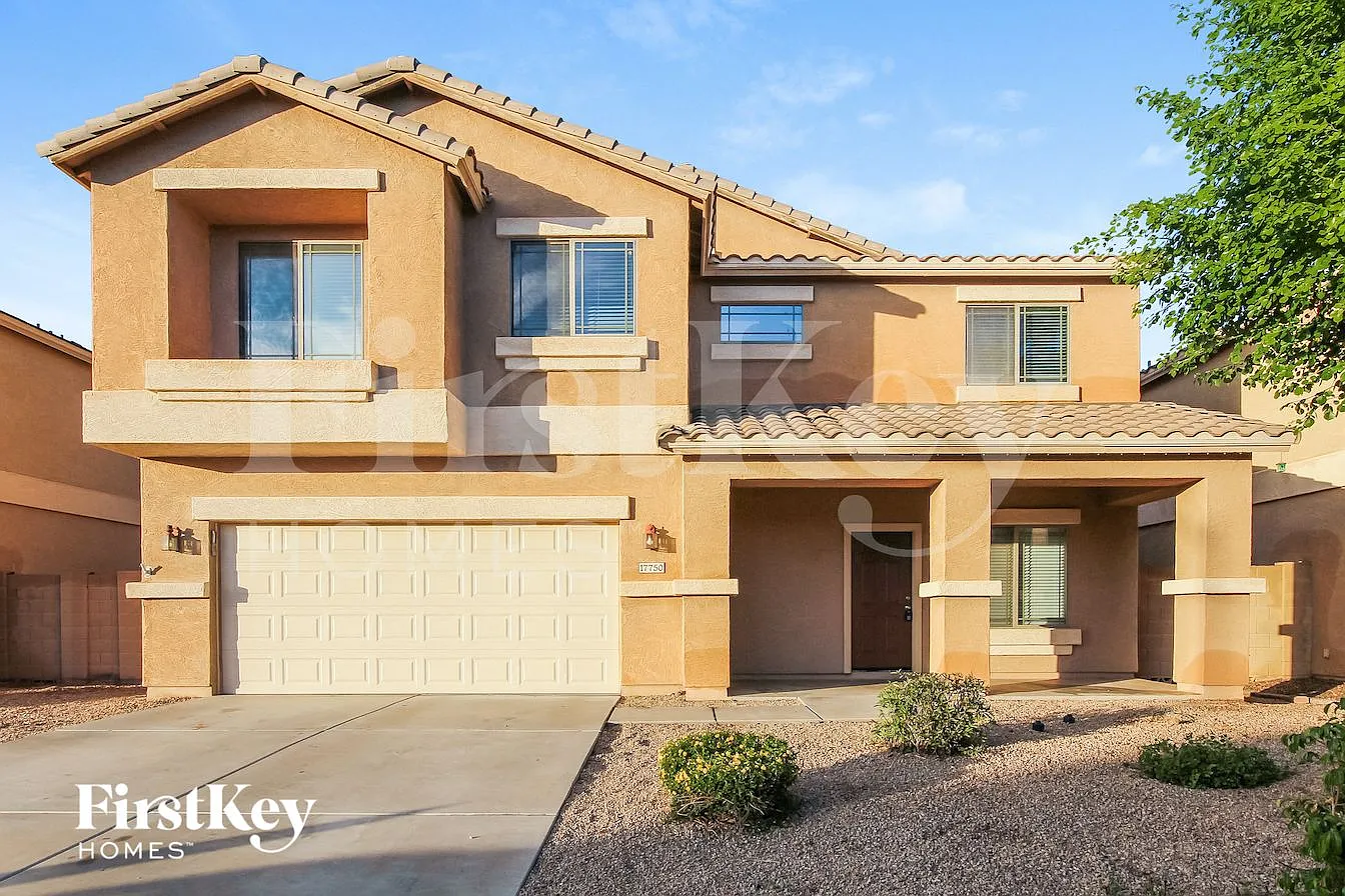 4 bed, 2.5 bath, 2495 sqft, $2,665 — Photo 1