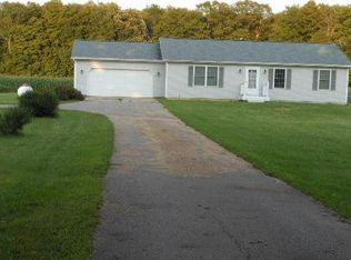 2147 S Chester Rd, Charlotte, MI 48813