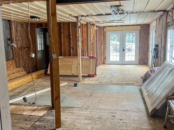 1684 State Route 86, Saranac Lake, NY 12983