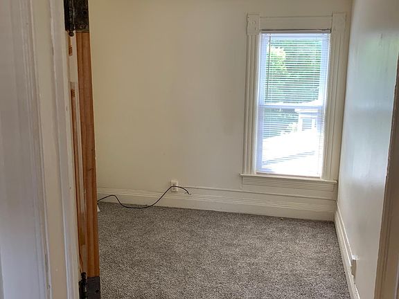 5th image of 153 Hope Ave #2