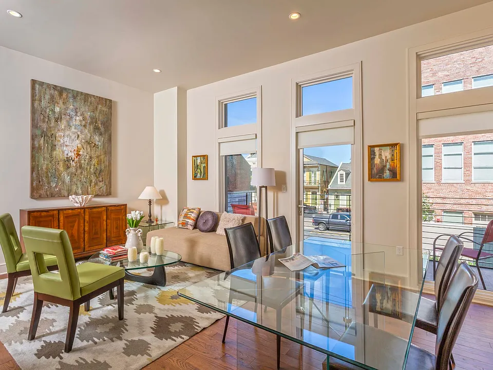 The Academy Luxury Apartments and Townhomes