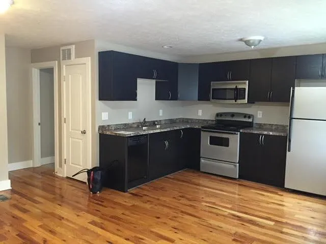 1 bed, 525 sqft, $1,150 — Photo 3