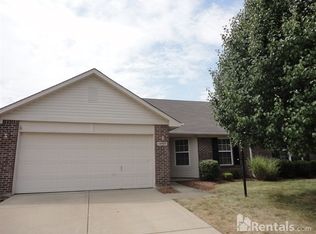 19007 Prairie Crossing Dr, Noblesville, IN