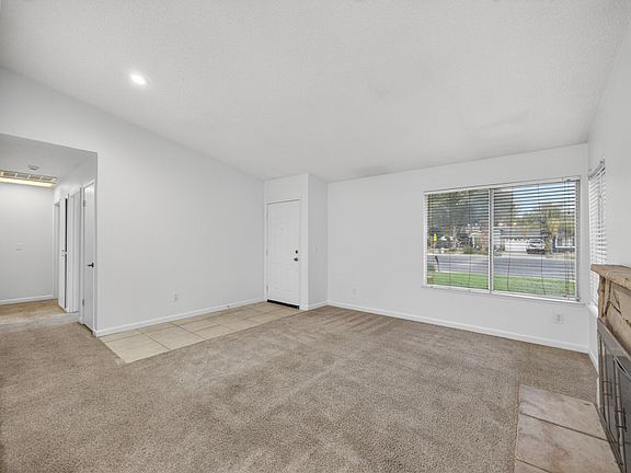 4th image of 2907 Azevedo Dr