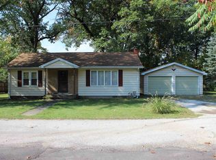 8039 N Cardinal Rd, Walkerton, IN 46574