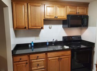 72 Mall St APT 3, Lynn, MA 01905
