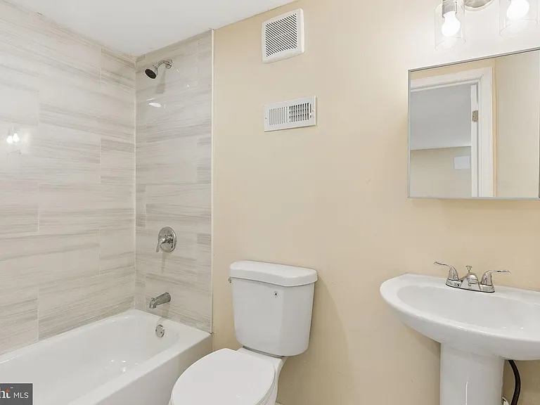 4706 Alhambra Ave — Photo 18