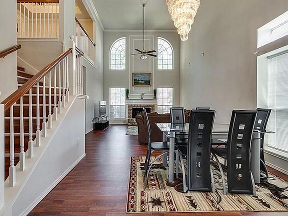 5th image of 3981 Silver Meadow Ln