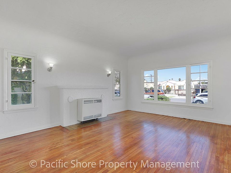 1st image of 2941 10th Ave #2941