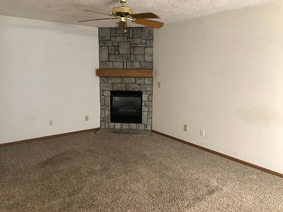 4th image of 8225 N Stoddard Ave