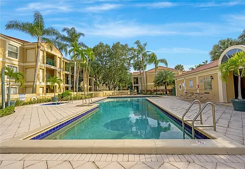 799 Riverside Dr #1021 Photo 1