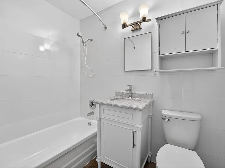 81 Kenwood Dr #6 — Photo 12