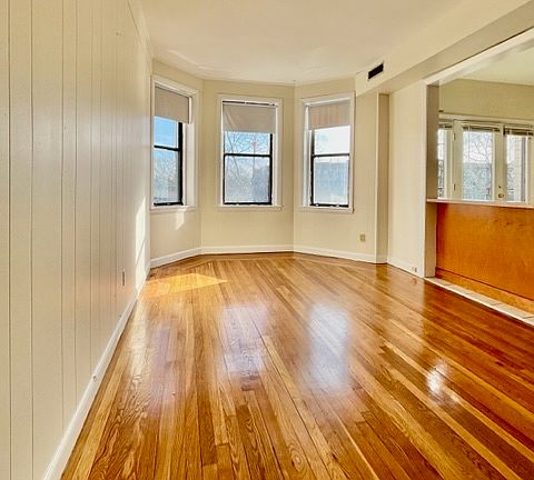 2nd image of 1137 Commonwealth Ave APT 7