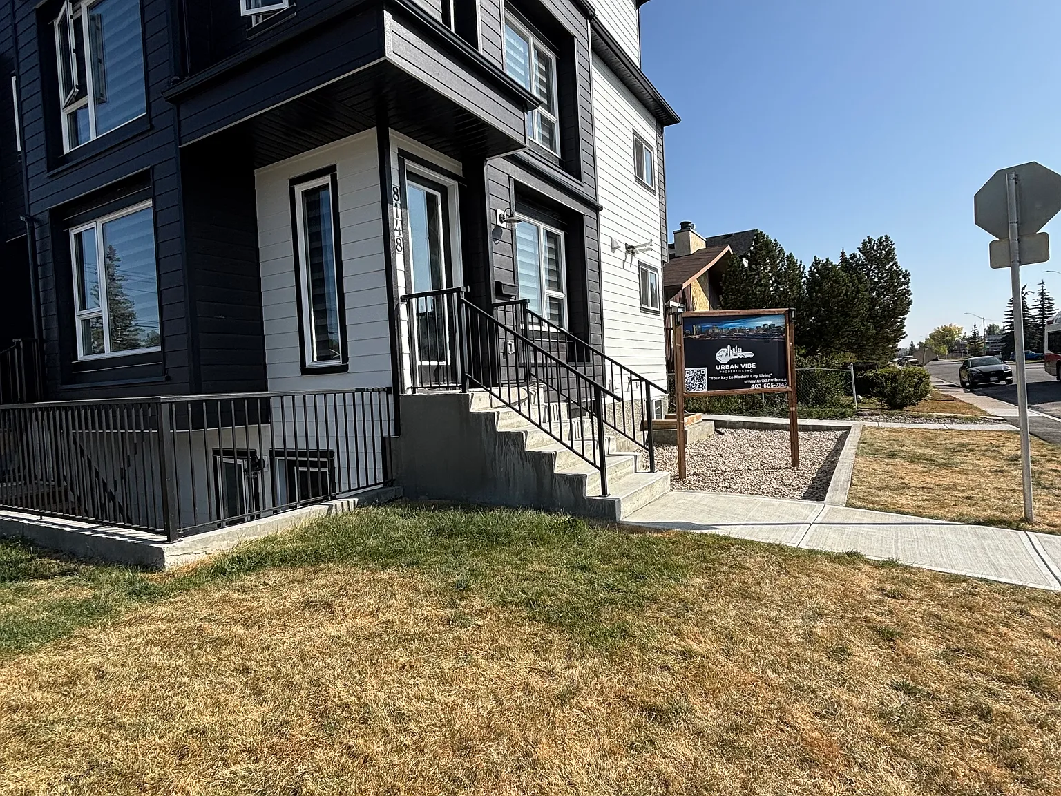 4 bed, 1975 sqft, $2,575 — Photo 4