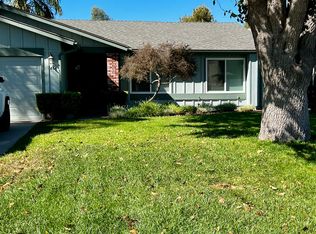 865 Pinehurst Dr, Lake Elsinore, CA 92530