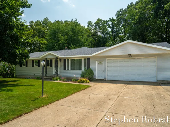 1318 Texas St NW, Grand Rapids, MI 49544