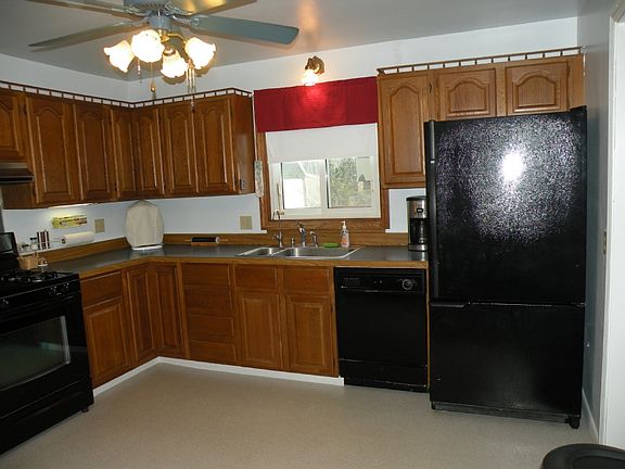 3rd image of 59 Lincoln Ave