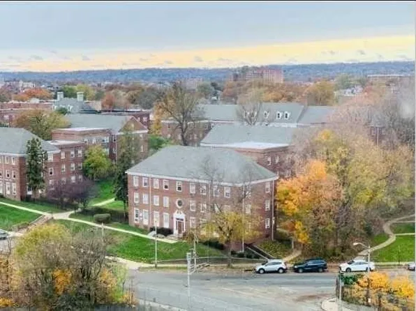 60 Parkway Dr E APT 11F, East Orange, NJ 07017