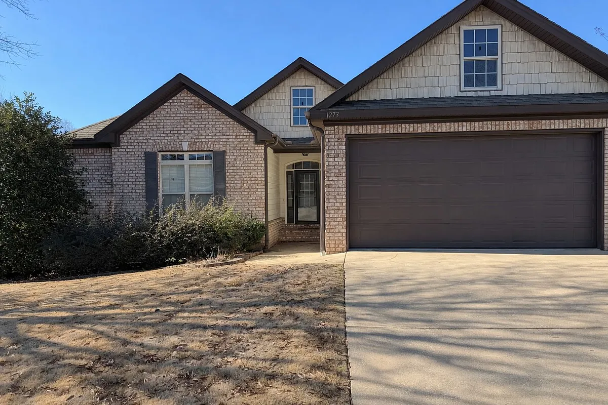 Building Photo - 1273 Aubie Dr