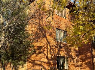 3906 W 63rd St APT 1, Chicago, IL 60629