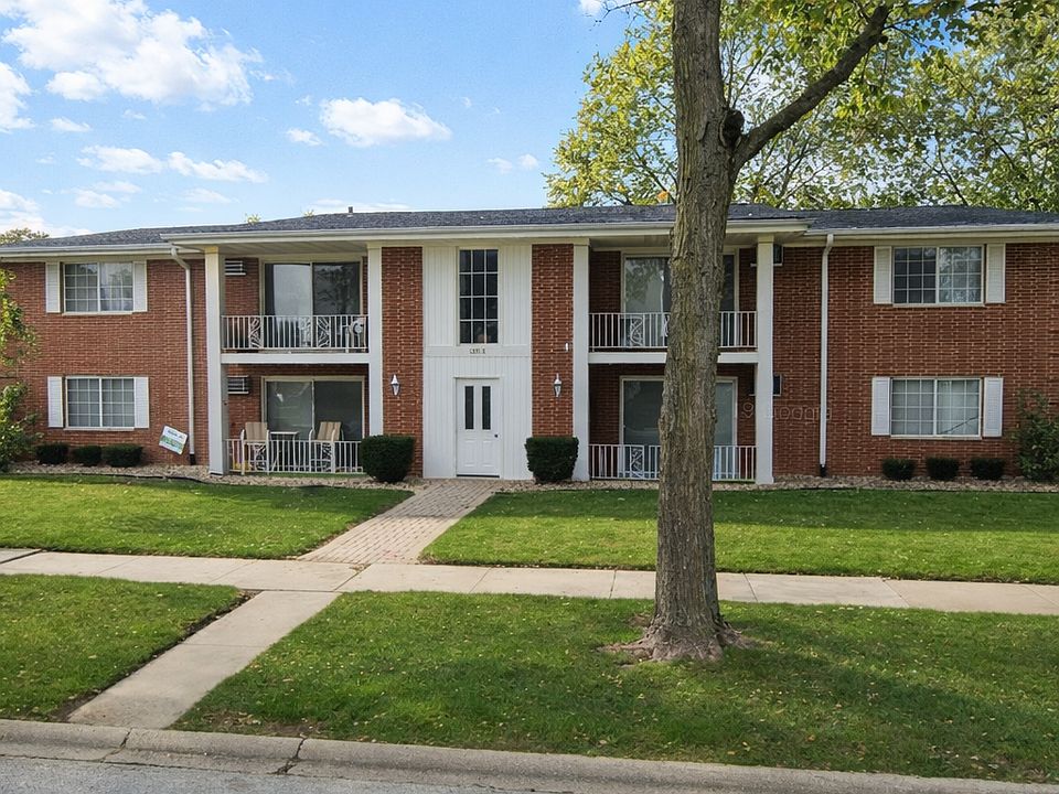 1st image of 12818 Carriage Ln APT 2NW