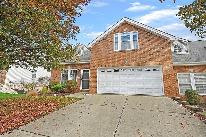 218 Parkside Ln, Pittsburgh, PA 15236 Zillow