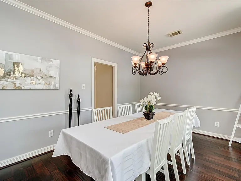 23707 Thornsby Ct — Photo 9